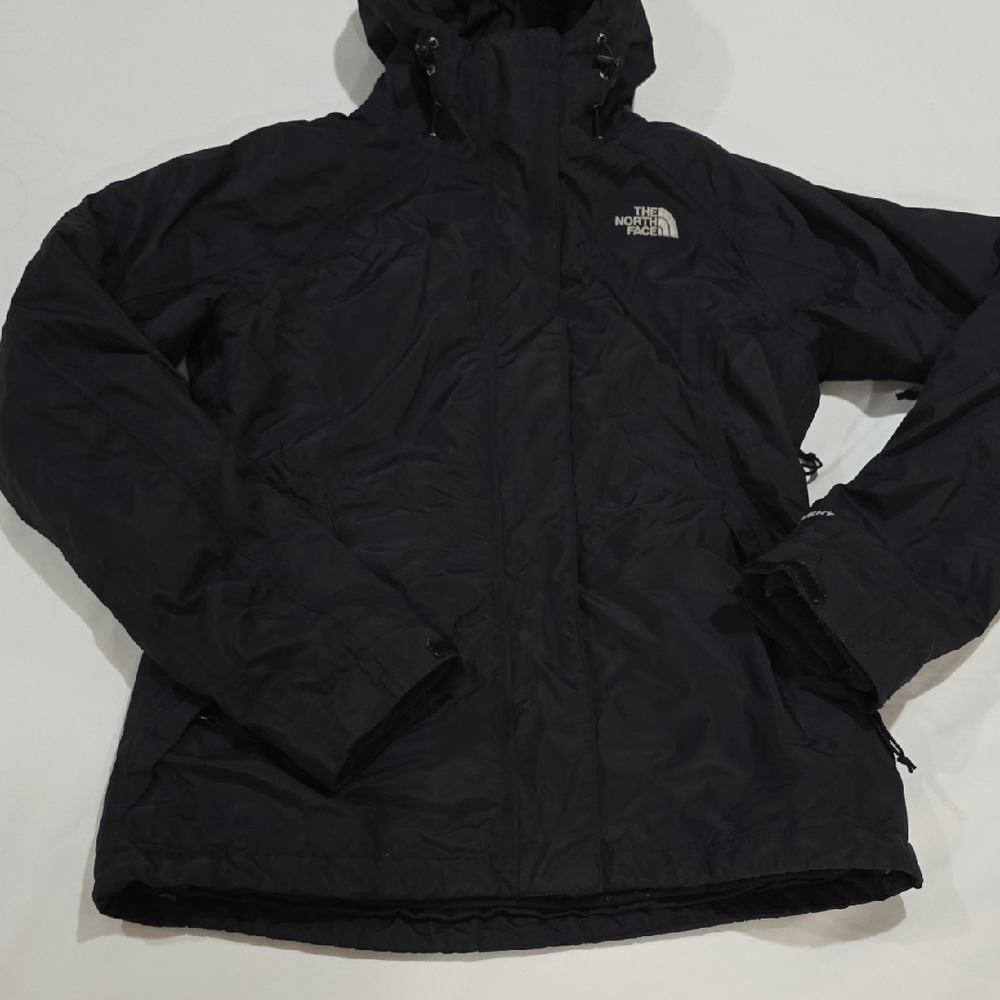 The North Face Women's Black Fleece Linned Jacket